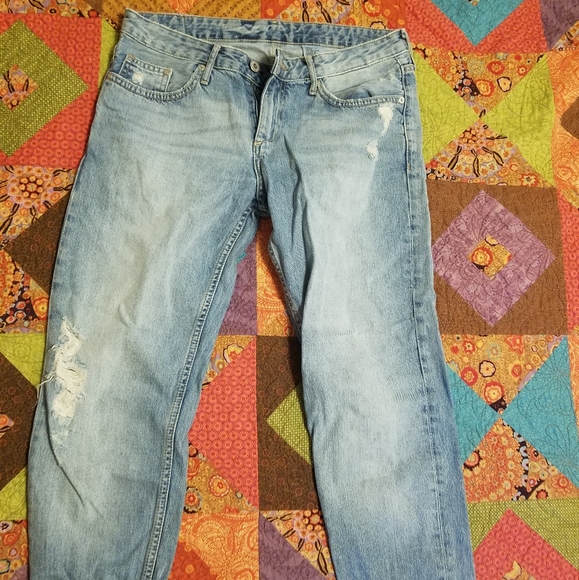 H&M Slim Boyfriend Low Waist Jean - Picture 1 of 3
